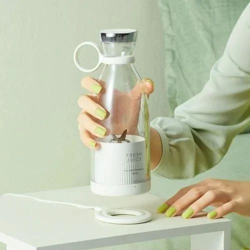 Bottle Juicer Mini Portable Rechargable USB Electric Fruit Juicer